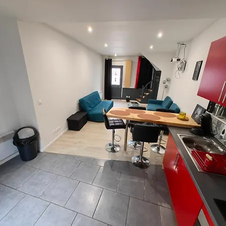 Superbe Maison 4 Personnes Avec Video-projecteur Amiens